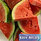 Hvordan lage juice av vannmelonhud