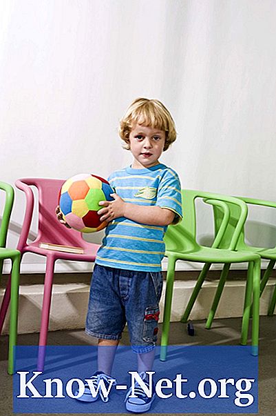 Veikla, skirta žaisti ir rinkti ikimokyklinio amžiaus kamuolį