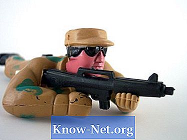 Як грати з іграшкою солдатів