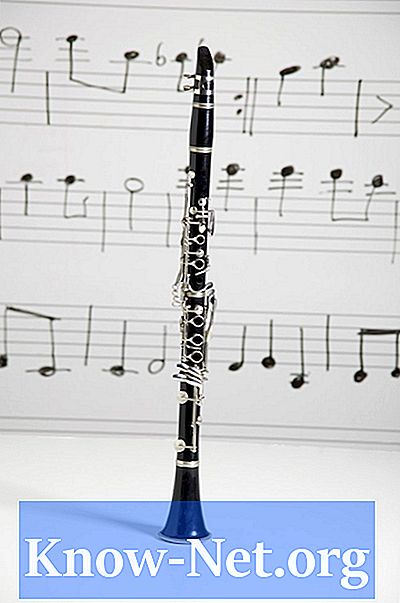 Cara memasukkan gabus ke dalam klarinet