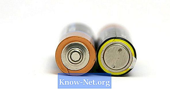 Hvordan koble to 12 volt batterier for å få 24 volt - Artikler