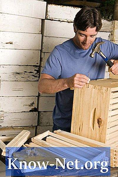 כיצד לבנות כוננית עץ