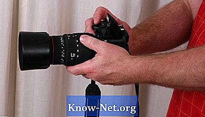 Как да се елиминира съпротивлението на пръстена за фокусиране на обектива на камерата