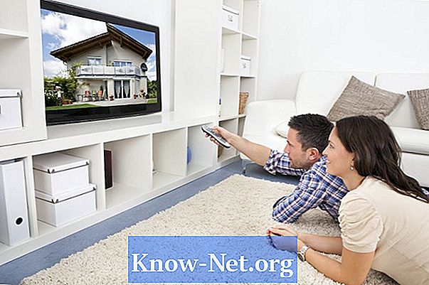 Πώς να κρύψετε τον δέκτη καλωδίου σε μια τοίχο τηλεόρασης