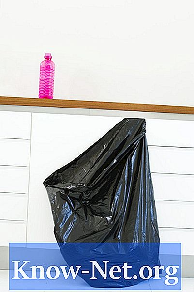 Kako narediti obleko z vrečko za smeti