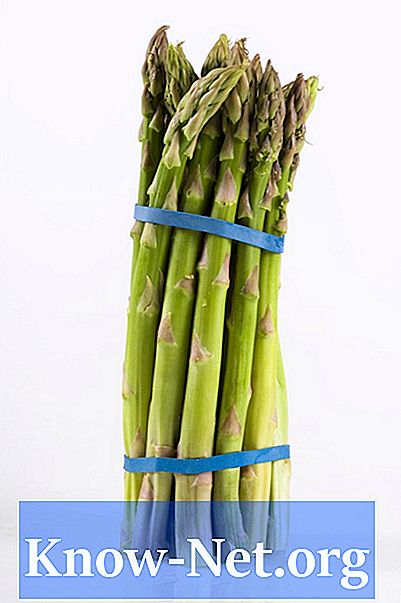 Hvordan tilberede eller damp frisk asparges
