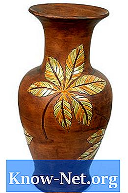 Kako obnoviti in barvati veliko keramično vazo