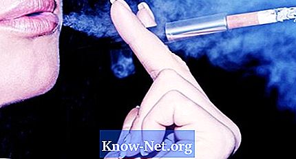 Jak usunąć plamy z nikotyny z warg