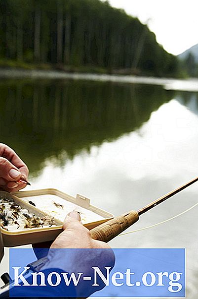 釣り竿のコルクケーブルを修復する方法