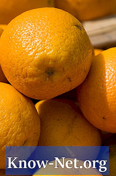 Kako jemati oranžne ostružke brez mikroplana