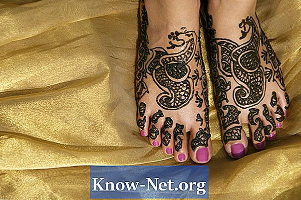 Come rimuovere una macchia di henné dalla pelle