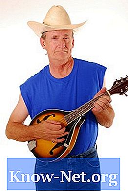 Kako spremeniti strune stare Gibsonove mandoline