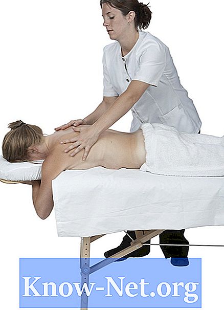 Kako uporabljati vročo brisačo, navlaženo v masaži