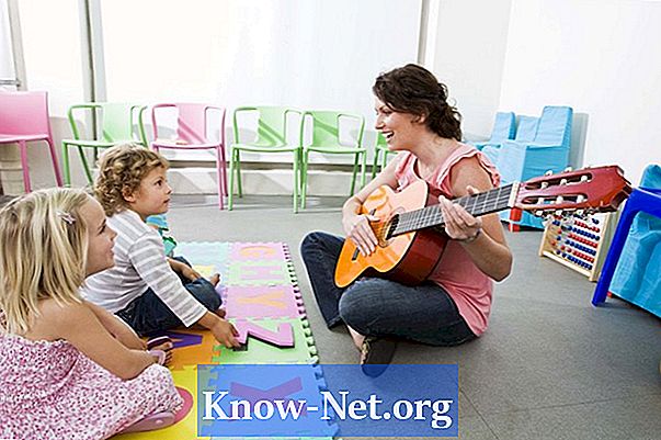 Hvordan lage musikkinstrumenter til førskolebarn