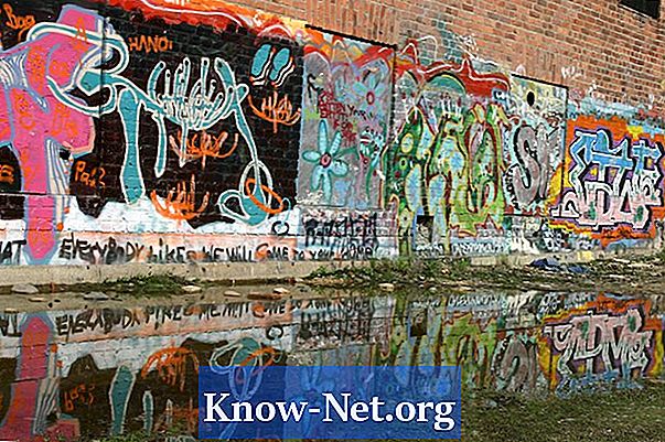 Slogi uličnih grafitov