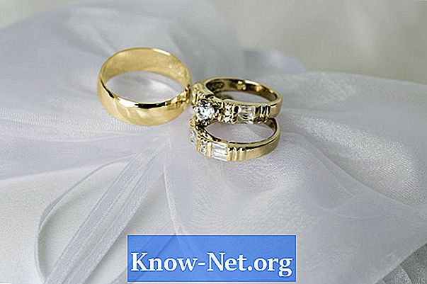 Ideeën voor een bruiloft in de kleuren goud en marineblauw - Artikelen