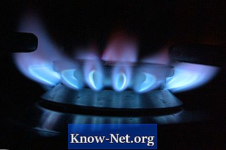 Zakaj je metan plin, medtem ko je heksan tekočina?