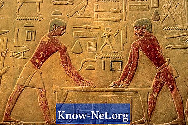 Poésie de l'Egypte ancienne - Des Articles