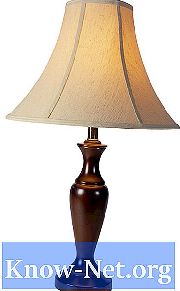 Che tipo di tessuto posso usare su una lampada?