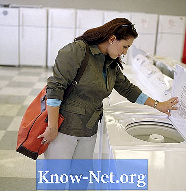 Kiek skystis yra skalbimo mašinoje esančiame grioveliuose?
