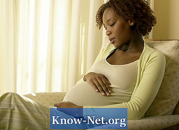 Hoe ziet een baby van drie maanden eruit in de baarmoeder?