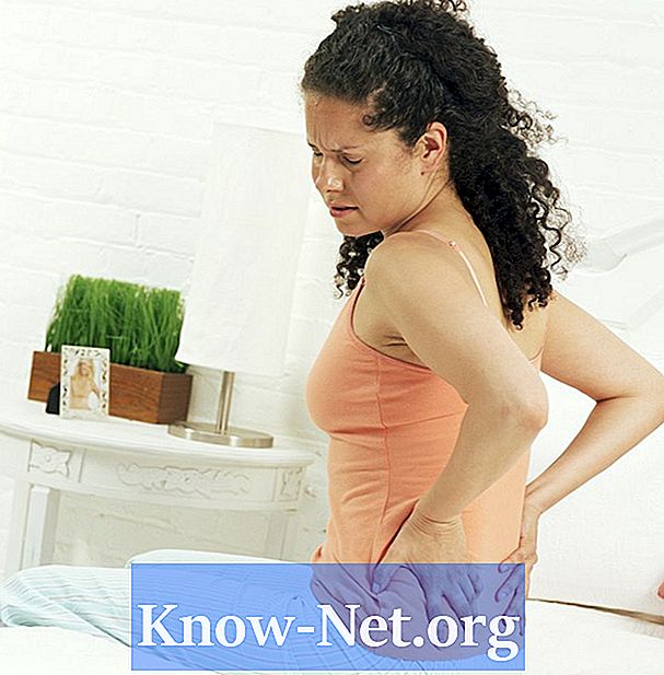 강렬한 복부 경련과 요통의 원인은 무엇입니까?