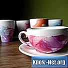 Marmuriniai puodeliai ir puodeliai su emaliu