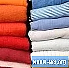 Kuinka poistaa PVC-liima vaatteista