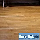 Hogyan lehet eltávolítani a laminált fa padlót