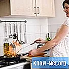 Cara menghilangkan tanda luka pada alat memasak nonstick