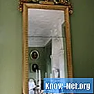 Hvordan reparere en ripe på et speils reflekterende belegg