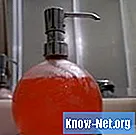 Cómo convertir una barra de jabón en jabón líquido