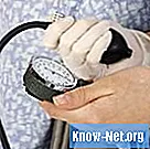 Cómo recalibrar un monitor de presión arterial Omron