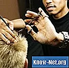 Kam og saks teknikk for å klippe håret - Vitenskap