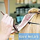 頭皮から染毛剤を取り除く方法