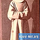 Jenis pakaian apa yang dipakai pendeta abad pertengahan?