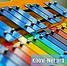 प्लास्टिक ट्यूब के साथ xylophone कैसे बनाएं