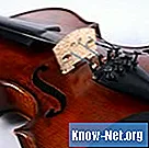 ¿Cómo tocar acordes en el violín?