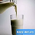 Cara mengeluarkan susu terbakar dari kuali